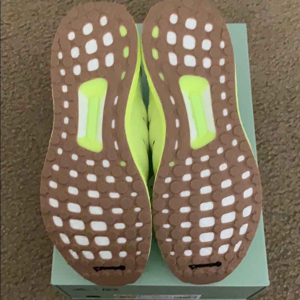 Ivy Park Ultra Boost OG sneakers size 8.5 - Picture 4 of 4